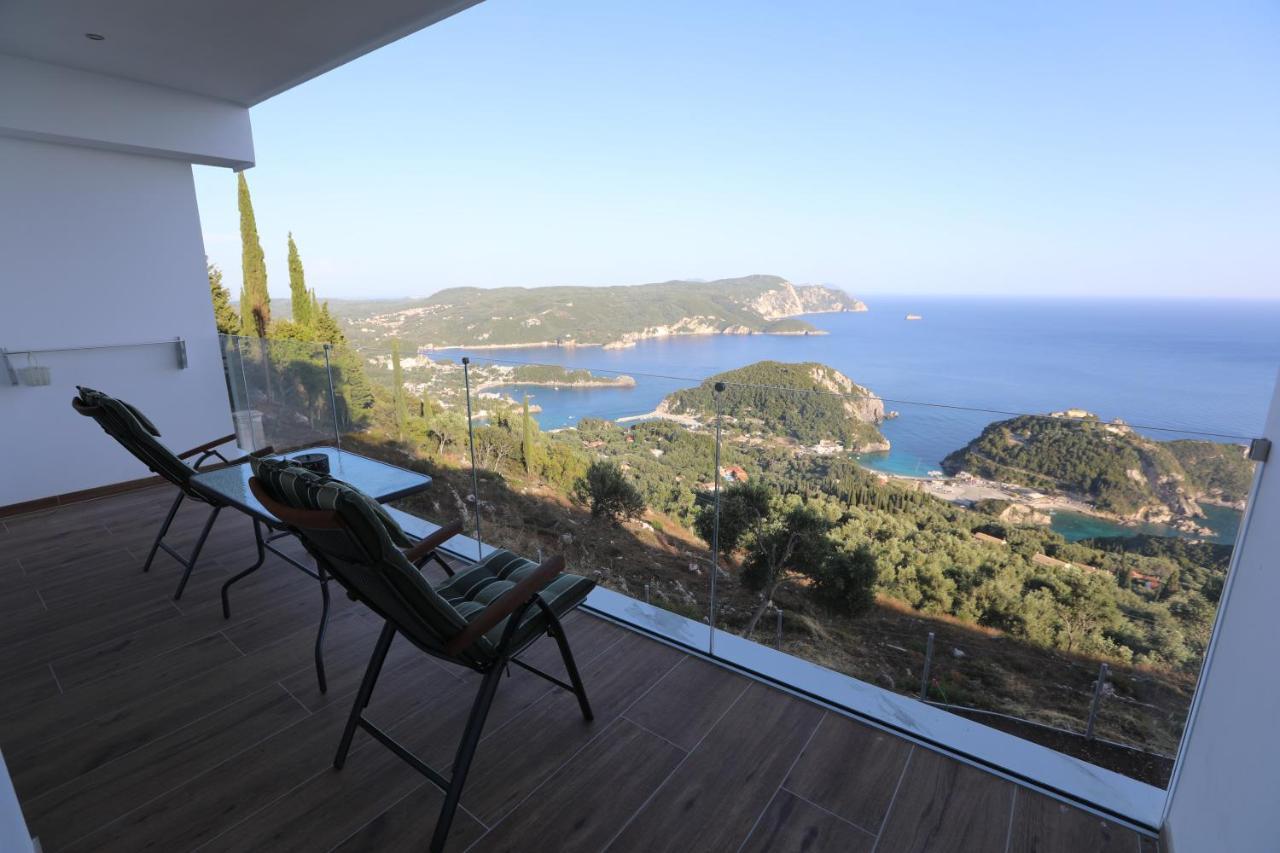Golden Fox Studios And Suites Lákones Dış mekan fotoğraf